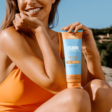 ISDIN Fotoprotector Gel Cream Wet Skin Zonnebrand SPF50+ 250 ML 