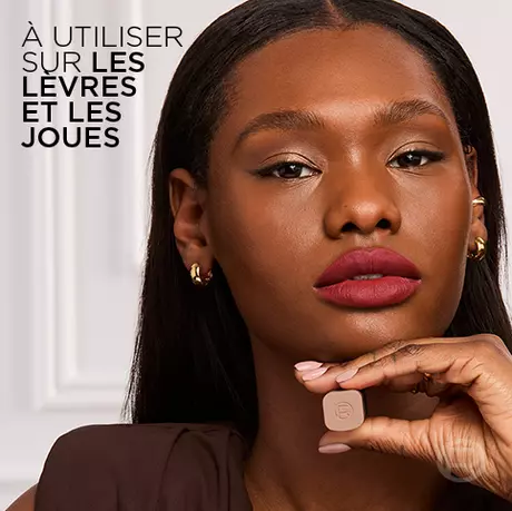 L'Oréal Paris Color Riche Blurred Matte Lipstick 300 Rouge Paris Rood