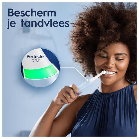 Oral-B iO 3s Zwart Elektrische Tandenborstel + Travelcase