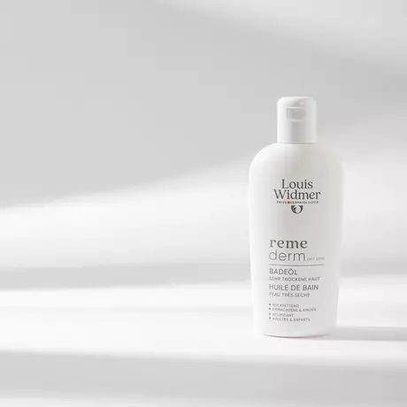 Louis Widmer Remederm Badolie Licht Geparfumeerd 250 ML