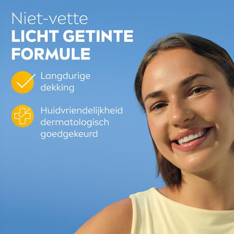 NIVEA SUN UV Face Specialist Ultra Light Daily Fluid Light Tinted SPF50+ 40 ML