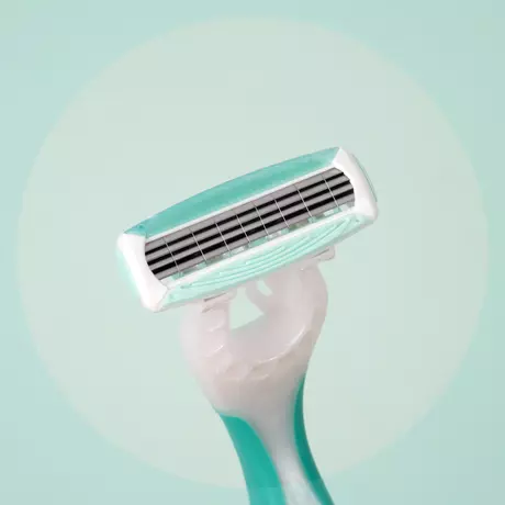 Wilkinson Sword Quattro My Intuition Smooth Sensitive Wegwerpmesjes 4 stuks