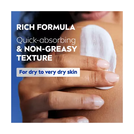 NIVEA Verzorgende Bodymilk Pomp 400 ML
