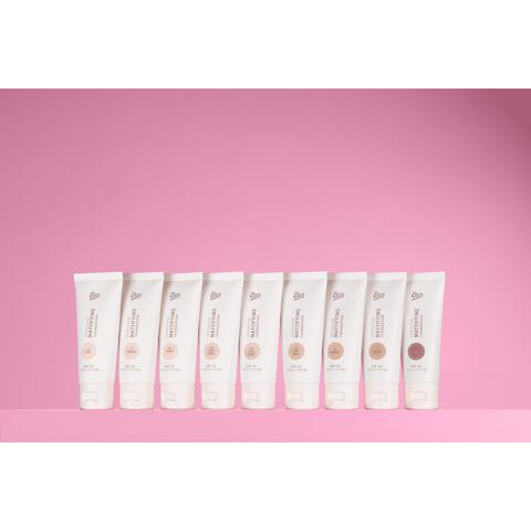 Etos Moisturizing Mattifying Foundation SPF 20 06 Cool Beige