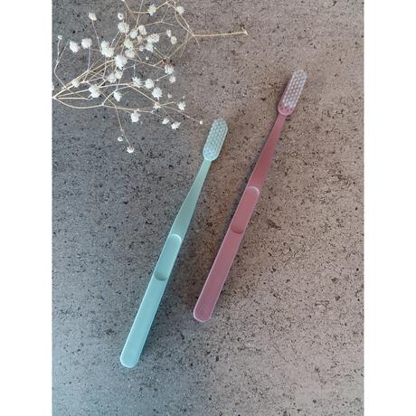 Jordan Clean Smile Care Medium Tandenborstel
