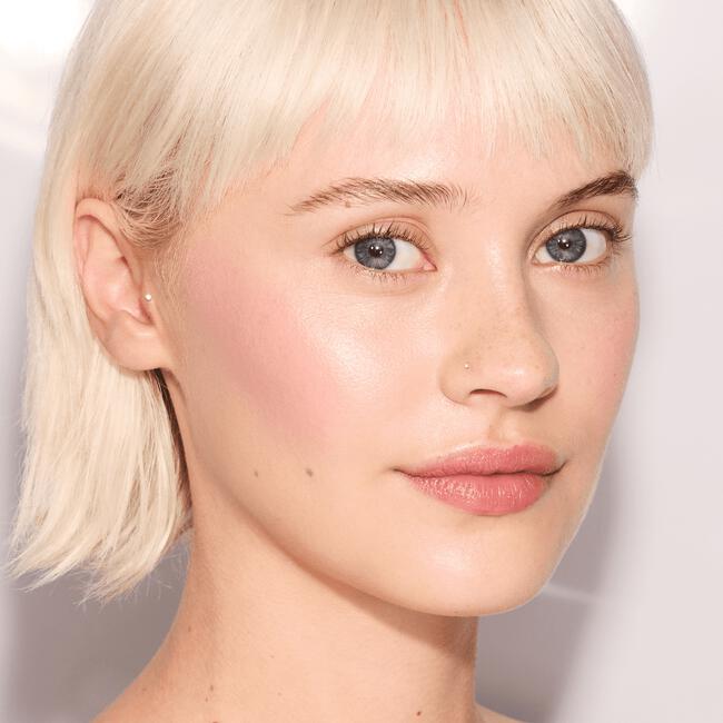 Rimmel London Multitasker Turbocharged Glow Liquid Illuminator Blush - Roze - 001 Not a Basic B