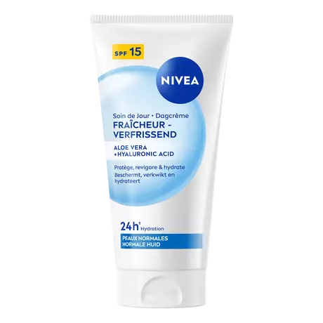 NIVEA Essentials +24h Hydraterende Dagcrème SPF15 50 ML