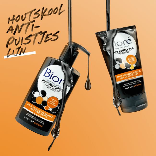 Bioré Anti-Puistjes Cleanser Houtskool 200 ML