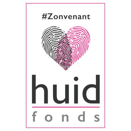 NIVEA SUN UV Face Specialist Ultra Light Daily Fluid Light Tinted SPF50+ 40 ML