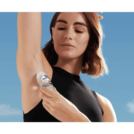 NIVEA Black & White Ultimate Impact Deodorant Roller 50 ML