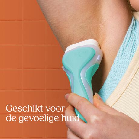 Wilkinson Sword Intuition 2-in-1 Sensitive Razor 1up