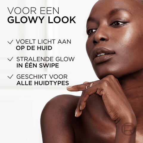 L’Oréal Paris Lumi Le Glass 610 Pearl Eclat Highlighter Stick