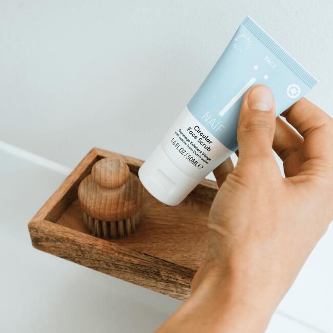 Naïf Circulaire Face Scrub 50 ML