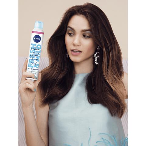 NIVEA Fresh Revive 3-In-1 Droogshampoo Voor Donker Haar 200 ML