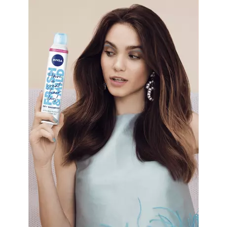 NIVEA Fresh Revive 3-In-1 Droogshampoo Voor Donker Haar 200 ML