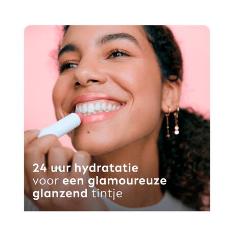 Labello Pearly Shine Lippenbalsem 24u Hydratatie 1 Stuk