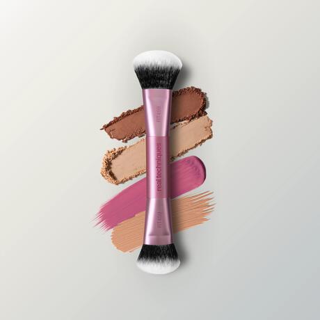 Real Techniques Ultimate Multi-Tasker Brush
