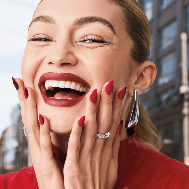 Maybelline New York Superstay Ink Bonder Nagellak 6 Deep Red