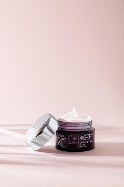 Louis Widmer Proderm Nachtcrème Rijke Textuur Licht Geparfumeerd 50 ML