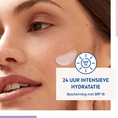 NIVEA Essentials Dagcrème +24H Sensitive SPF15 50 ML