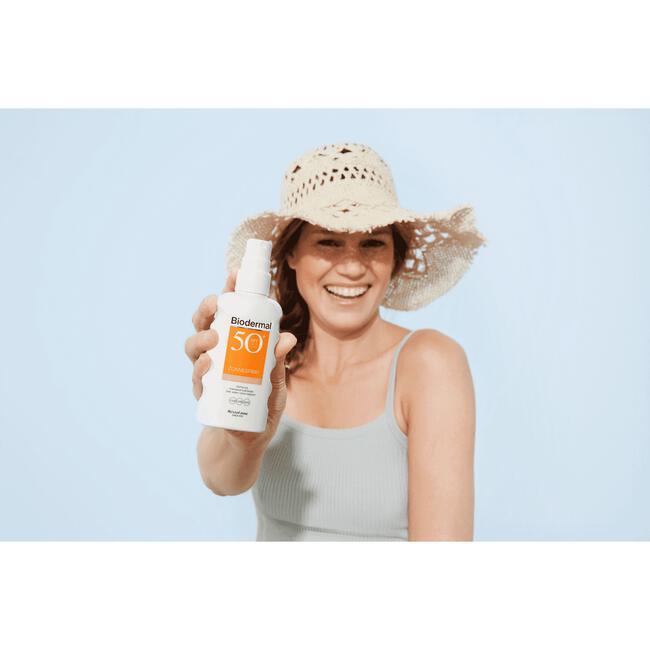 Overwinnen Teken heilig Biodermal Gevoelige Huid Zonnecrème Gezicht SPF 30 50 ML 50 ML | Etos