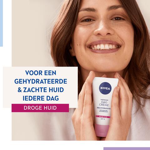 NIVEA Essentials +24h Voedende Dagcrème SPF15 50 ML