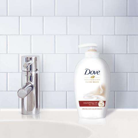Dove Nourishing Silk Verzorgende Handzeep 250 ML