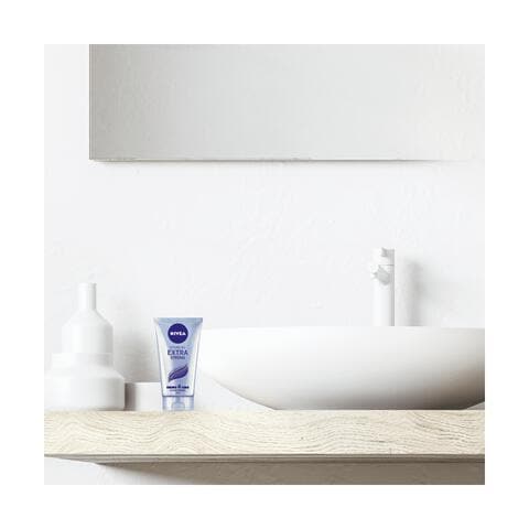 NIVEA Extra Strong Styling Gel 150 ML