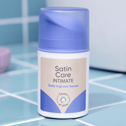Gillette Venus Satin Care Serum Voor Huid en Schaamhaar Verzachtend 50 ML