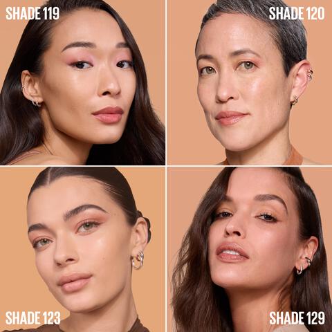 Maybelline New York Lifter Plump & Glow Foundation 220