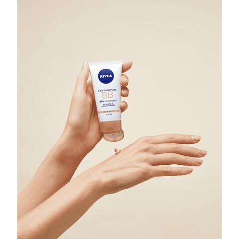 NIVEA Essentials BB Cream Dagcrème SPF15 50 ML