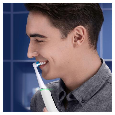 Oral-B iO 6S Wit Elektrische Tandenborstel 