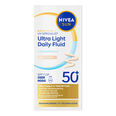NIVEA SUN UV Face Specialist Ultra Light Daily Fluid Light Tinted SPF50+ 40 ML