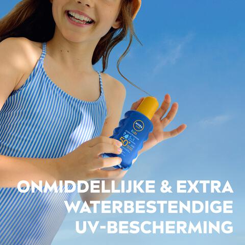 NIVEA SUN Kids Hydraterende Groen Gekleurde Zonnespray SPF50+ 200 ML