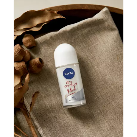 NIVEA Dry Comfort Deodorant Roller 50 ML