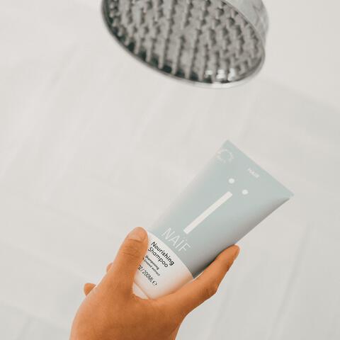 Naïf Baby & Kids Verzorgende Shampoo 200 ML