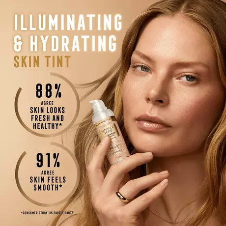 Max Factor Miracle Pure Hydratint Essence Foundation 03 Light