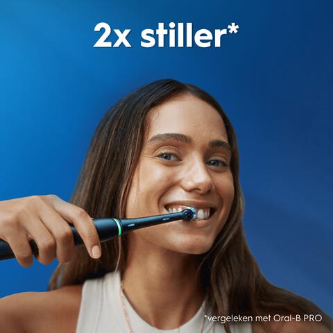 Oral-B iO3 Clean & Whiten Zwarte Elektrische Tandenborstel