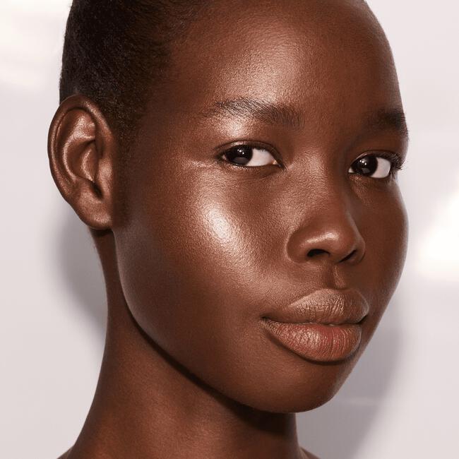 Rimmel London Multi Tasker Turbocharged Glow Liquid Illuminator Bronzer - Brons - 007 Spilling the tea