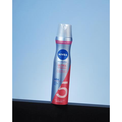NIVEA Ultra Strong Styling Spray 250 ML