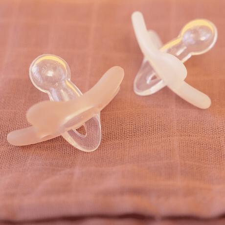 Difrax Fopspeen Natural Siliconen Blossom/Wit 0-6 Maanden