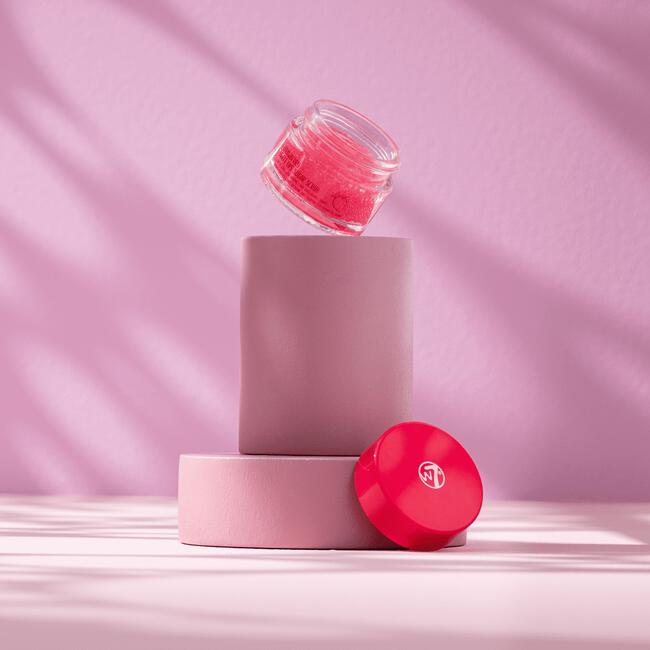 W7 Sweet Sugar Scrub Strawberry