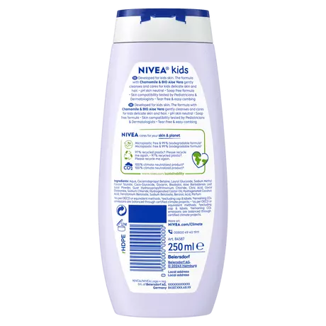 NIVEA Kids 3-in-1 Magic Berry Douche, Shampoo & Conditioner 250 ML