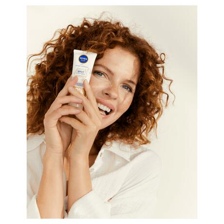 NIVEA SUN UV Face Luminous630 Anti-Spot Fluïde Zonnebrand SPF 50+ 40ML