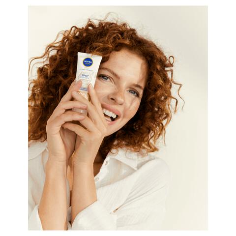 NIVEA SUN UV Face Luminous630 Anti-Spot Fluïde Zonnebrand SPF 50+ 40ML