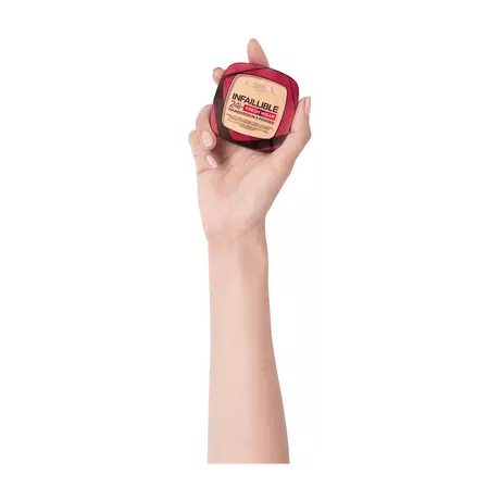 L'Oréal Paris Infaillible 24H Fresh Wear Foundation in a Powder 245