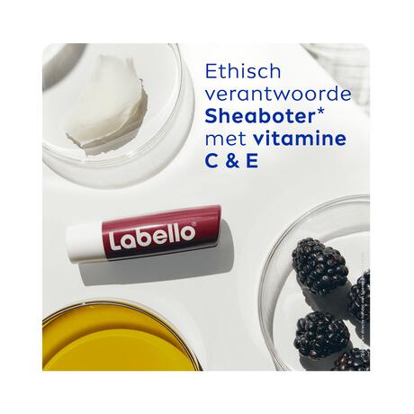 Labello Blackberry Shine Lippenbalsem 24u Hydratatie Bordeauxrood 1 Stuk
