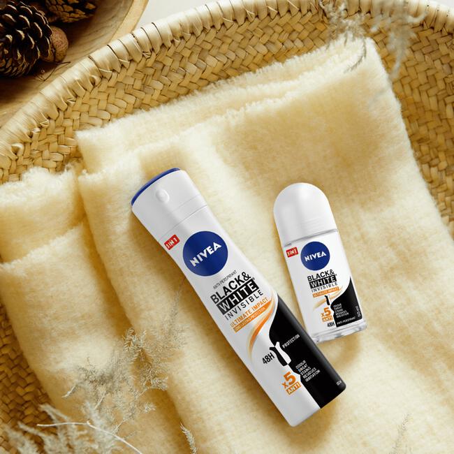 NIVEA Black & White Ultimate Impact Deodorant Spray 150 ML