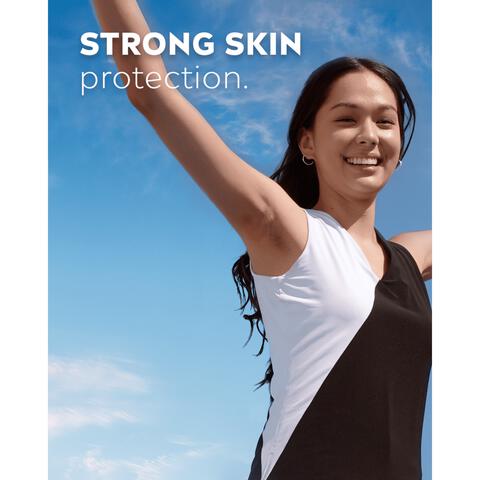 NIVEA Black & White Ultimate Impact Deodorant Roller 50 ML