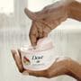 Dove Pomegranate & Shea butter Bodyscrub 225 ML